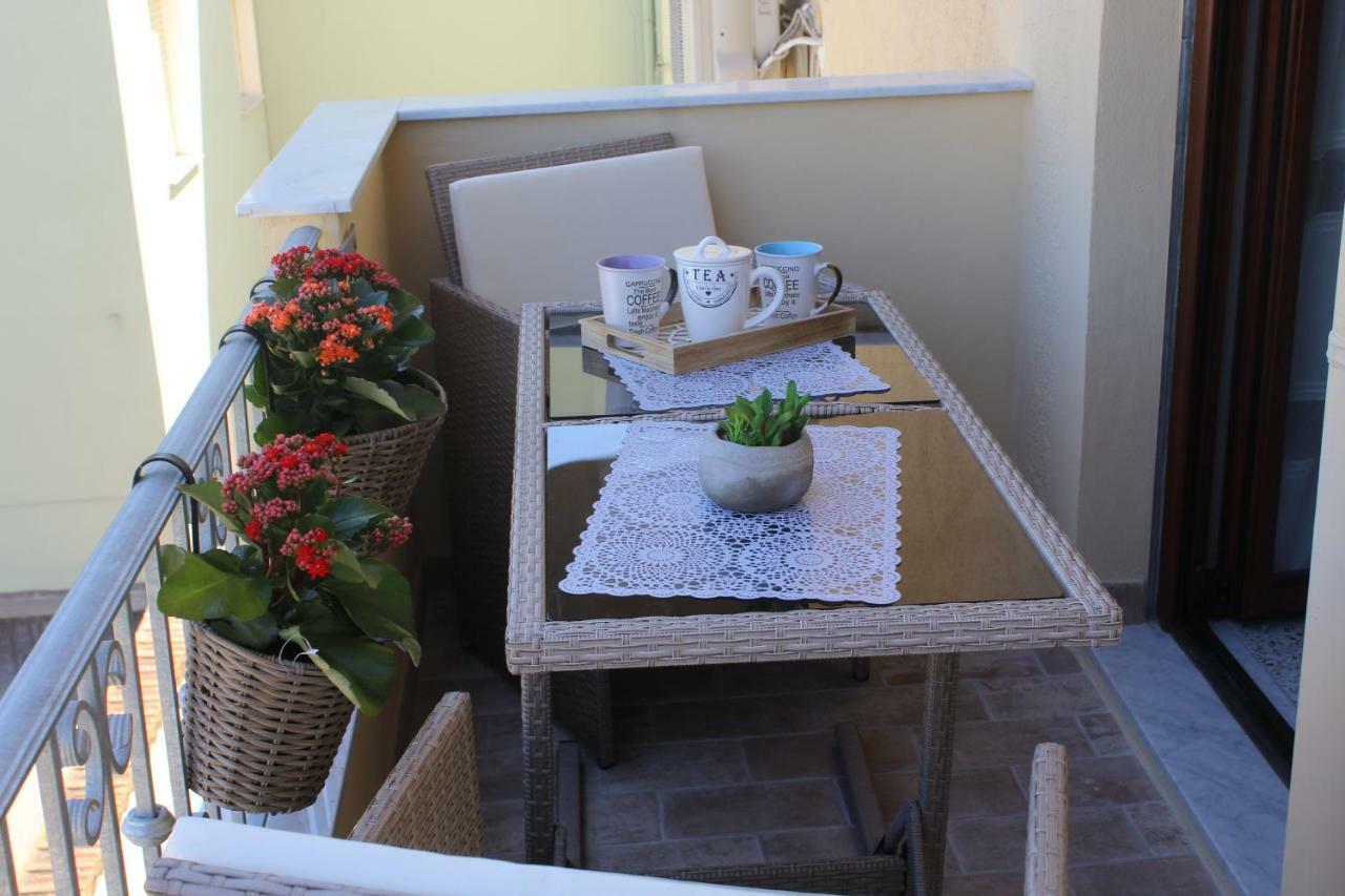 Casa I Gerani Vista Mare Apartment Алгеро Екстериор снимка